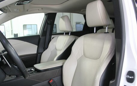 Lexus RX IV рестайлинг, 2023 год, 8 340 000 рублей, 13 фотография
