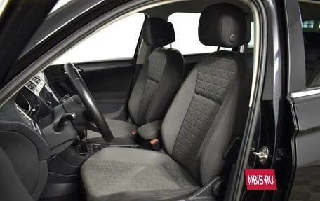 Volkswagen Tiguan II, 2021 год, 2 498 100 рублей, 10 фотография