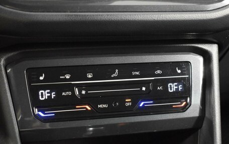Volkswagen Tiguan II, 2021 год, 2 498 100 рублей, 17 фотография