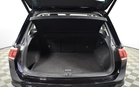 Volkswagen Tiguan II, 2021 год, 2 498 100 рублей, 21 фотография