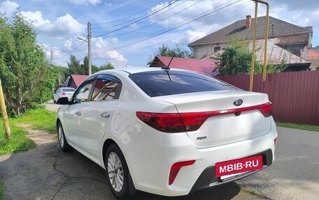 KIA Rio IV, 2018 год, 1 620 000 рублей, 7 фотография