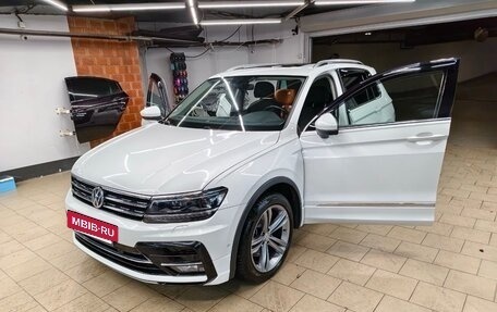 Volkswagen Tiguan II, 2018 год, 2 500 000 рублей, 25 фотография