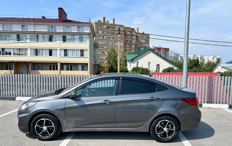 Hyundai Solaris II рестайлинг, 2011 год, 680 000 рублей, 4 фотография