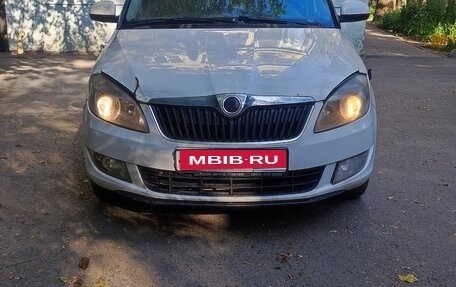 Skoda Fabia II, 2014 год, 525 000 рублей, 1 фотография