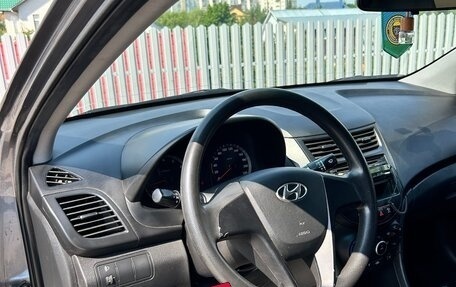 Hyundai Solaris II рестайлинг, 2011 год, 680 000 рублей, 8 фотография