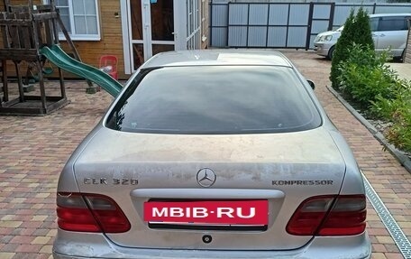 Mercedes-Benz CLK-Класс, 2001 год, 425 000 рублей, 6 фотография