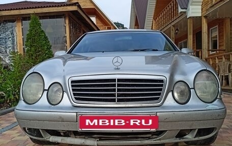 Mercedes-Benz CLK-Класс, 2001 год, 425 000 рублей, 3 фотография