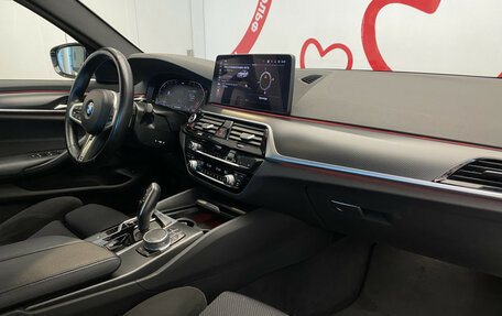 BMW 5 серия, 2021 год, 5 040 000 рублей, 8 фотография