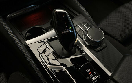 BMW 5 серия, 2021 год, 5 040 000 рублей, 18 фотография