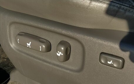 Toyota Land Cruiser Prado 120 рестайлинг, 2007 год, 1 940 000 рублей, 8 фотография