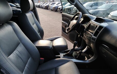 Toyota Land Cruiser Prado 120 рестайлинг, 2007 год, 1 940 000 рублей, 23 фотография