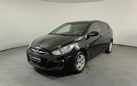 Hyundai Solaris II рестайлинг, 2013 год, 635 000 рублей, 1 фотография