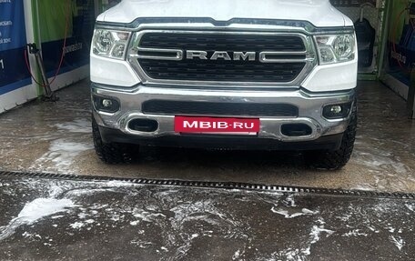 Dodge RAM IV, 2019 год, 4 000 000 рублей, 4 фотография