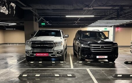 Dodge RAM IV, 2019 год, 4 000 000 рублей, 2 фотография
