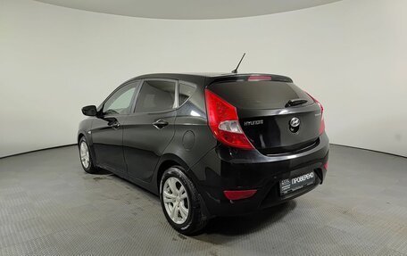 Hyundai Solaris II рестайлинг, 2013 год, 635 000 рублей, 8 фотография