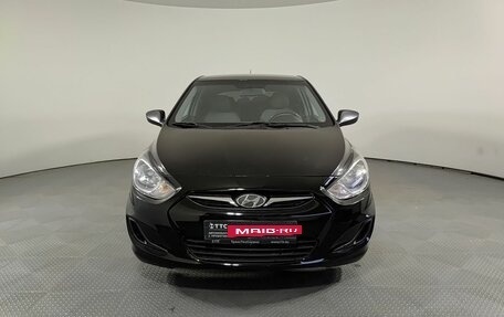 Hyundai Solaris II рестайлинг, 2013 год, 635 000 рублей, 2 фотография
