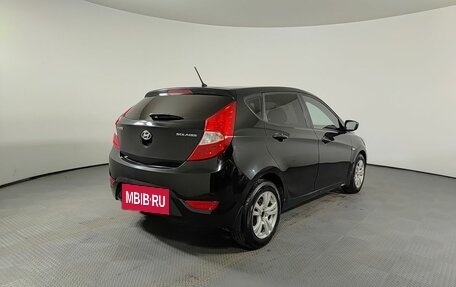 Hyundai Solaris II рестайлинг, 2013 год, 635 000 рублей, 6 фотография