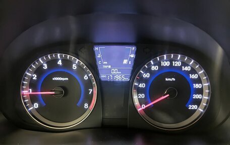Hyundai Solaris II рестайлинг, 2013 год, 635 000 рублей, 16 фотография