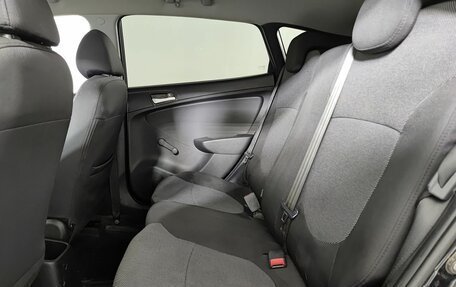 Hyundai Solaris II рестайлинг, 2013 год, 635 000 рублей, 15 фотография