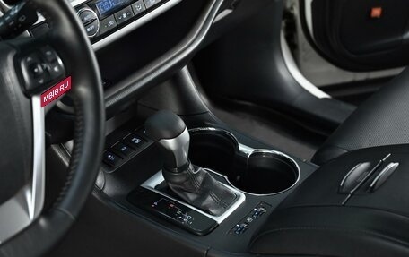 Toyota Highlander III, 2015 год, 2 525 000 рублей, 8 фотография