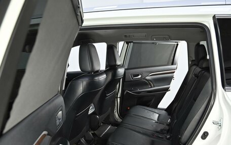 Toyota Highlander III, 2015 год, 2 525 000 рублей, 13 фотография