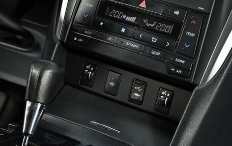 Toyota Camry, 2015 год, 1 805 000 рублей, 10 фотография