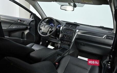 Toyota Camry, 2015 год, 1 805 000 рублей, 5 фотография
