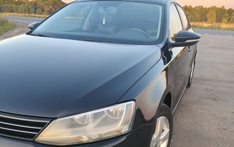 Volkswagen Jetta VI, 2013 год, 860 000 рублей, 6 фотография