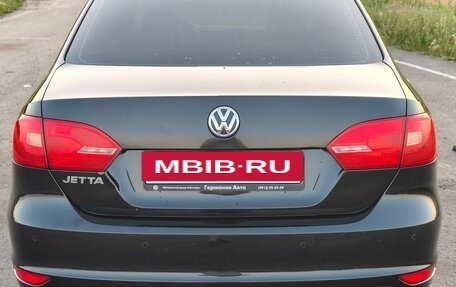 Volkswagen Jetta VI, 2013 год, 860 000 рублей, 4 фотография