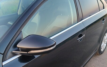 Volkswagen Jetta VI, 2013 год, 860 000 рублей, 11 фотография