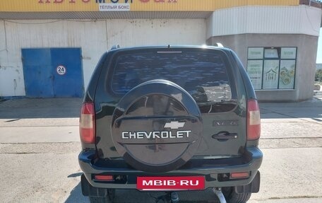 Chevrolet Niva I рестайлинг, 2005 год, 450 000 рублей, 4 фотография
