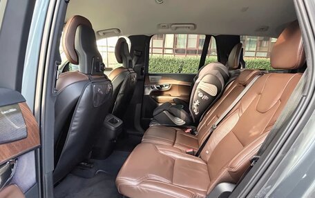 Volvo XC90 II рестайлинг, 2018 год, 3 400 000 рублей, 15 фотография