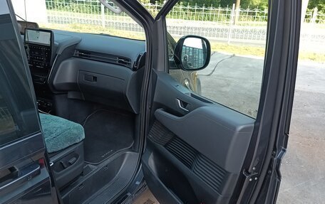 Hyundai Staria, 2022 год, 4 600 000 рублей, 21 фотография