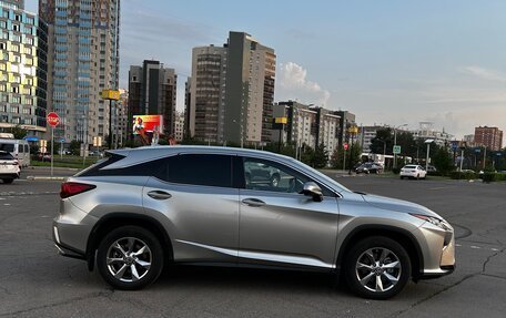 Lexus RX IV рестайлинг, 2019 год, 4 150 000 рублей, 7 фотография