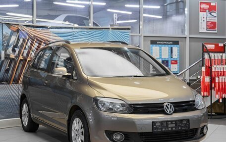 Volkswagen Golf Plus II, 2012 год, 799 000 рублей, 3 фотография