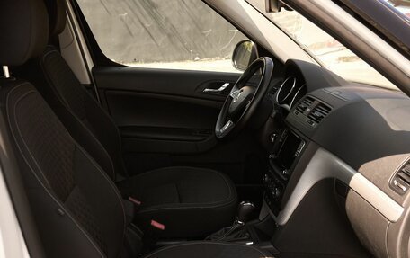 Skoda Yeti I рестайлинг, 2016 год, 1 538 000 рублей, 6 фотография