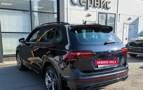 Volkswagen Tiguan II, 2021 год, 4 100 000 рублей, 6 фотография