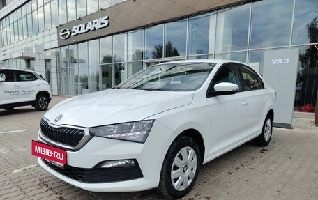 Skoda Rapid II, 2021 год, 1 370 000 рублей, 3 фотография