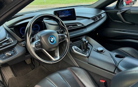 BMW i8 I рестайлинг, 2016 год, 4 800 000 рублей, 6 фотография