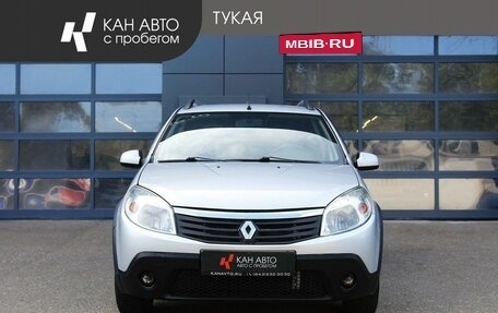Renault Sandero I, 2013 год, 699 000 рублей, 2 фотография