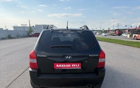 Hyundai Tucson III, 2008 год, 750 000 рублей, 4 фотография