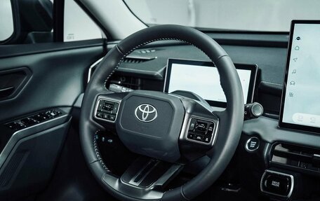 Toyota RAV4, 2026 год, 4 600 000 рублей, 22 фотография