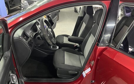 Volkswagen Polo VI (EU Market), 2012 год, 725 000 рублей, 18 фотография