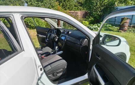 Suzuki Vitara II рестайлинг, 2015 год, 1 800 000 рублей, 13 фотография