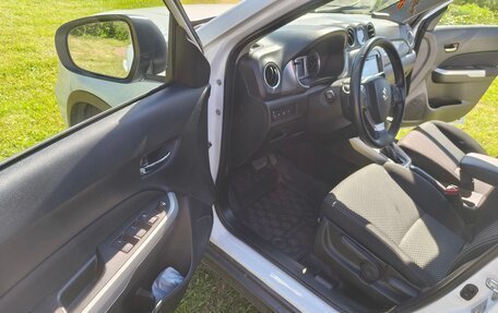 Suzuki Vitara II рестайлинг, 2015 год, 1 800 000 рублей, 10 фотография