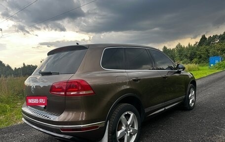 Volkswagen Touareg III, 2012 год, 1 980 000 рублей, 4 фотография