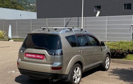 Mitsubishi Outlander III рестайлинг 3, 2008 год, 1 290 000 рублей, 6 фотография