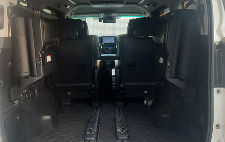 Toyota Vellfire II, 2017 год, 3 500 000 рублей, 11 фотография