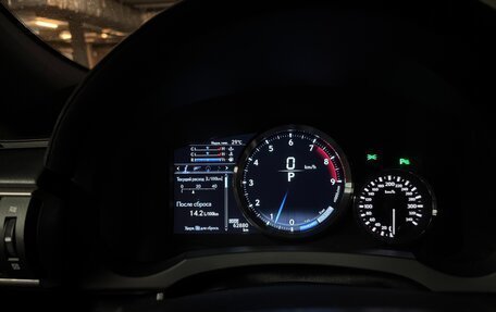 Lexus RC F I рестайлинг, 2017 год, 5 600 000 рублей, 4 фотография