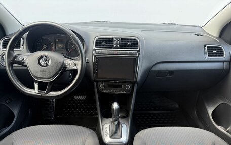 Volkswagen Polo VI (EU Market), 2017 год, 900 000 рублей, 12 фотография